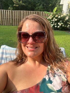 Meet your Posher, Alicia
